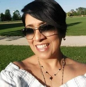 Meet your Posher, Nydia